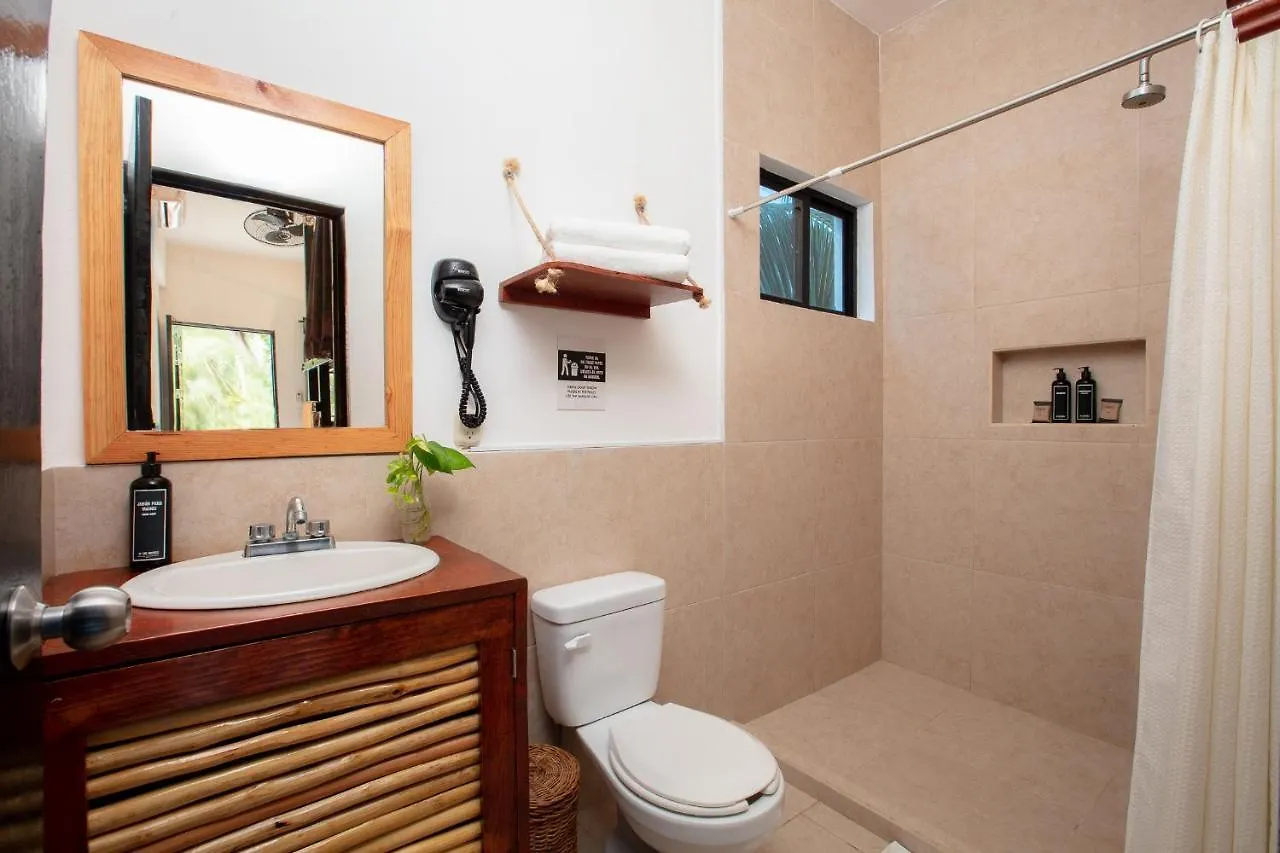 Che Holbox Hostel & Bar Adults Only 2*, Isla Holbox