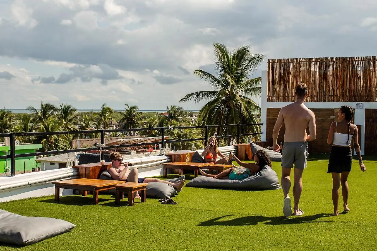 Che Holbox Hostel & Bar Adults Only