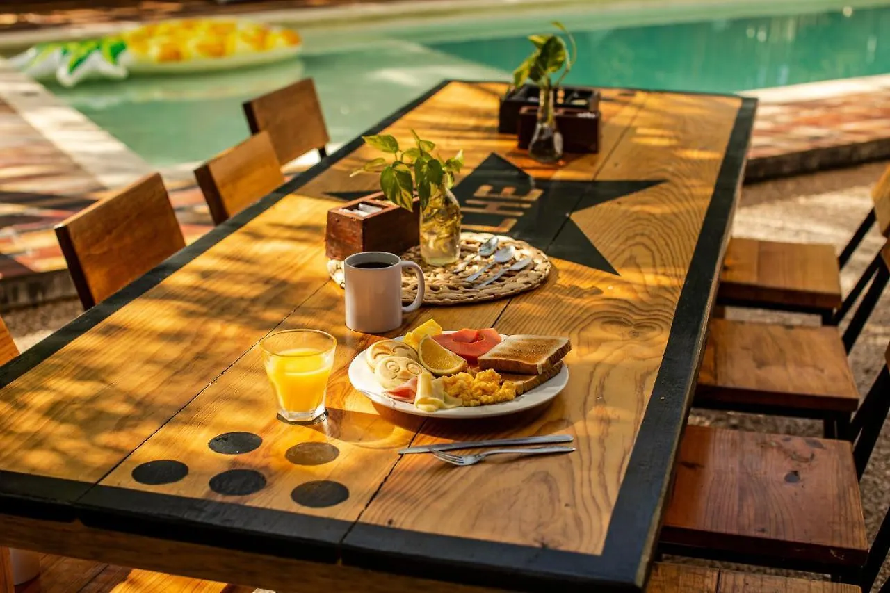 Che Holbox Hostel & Bar Adults Only