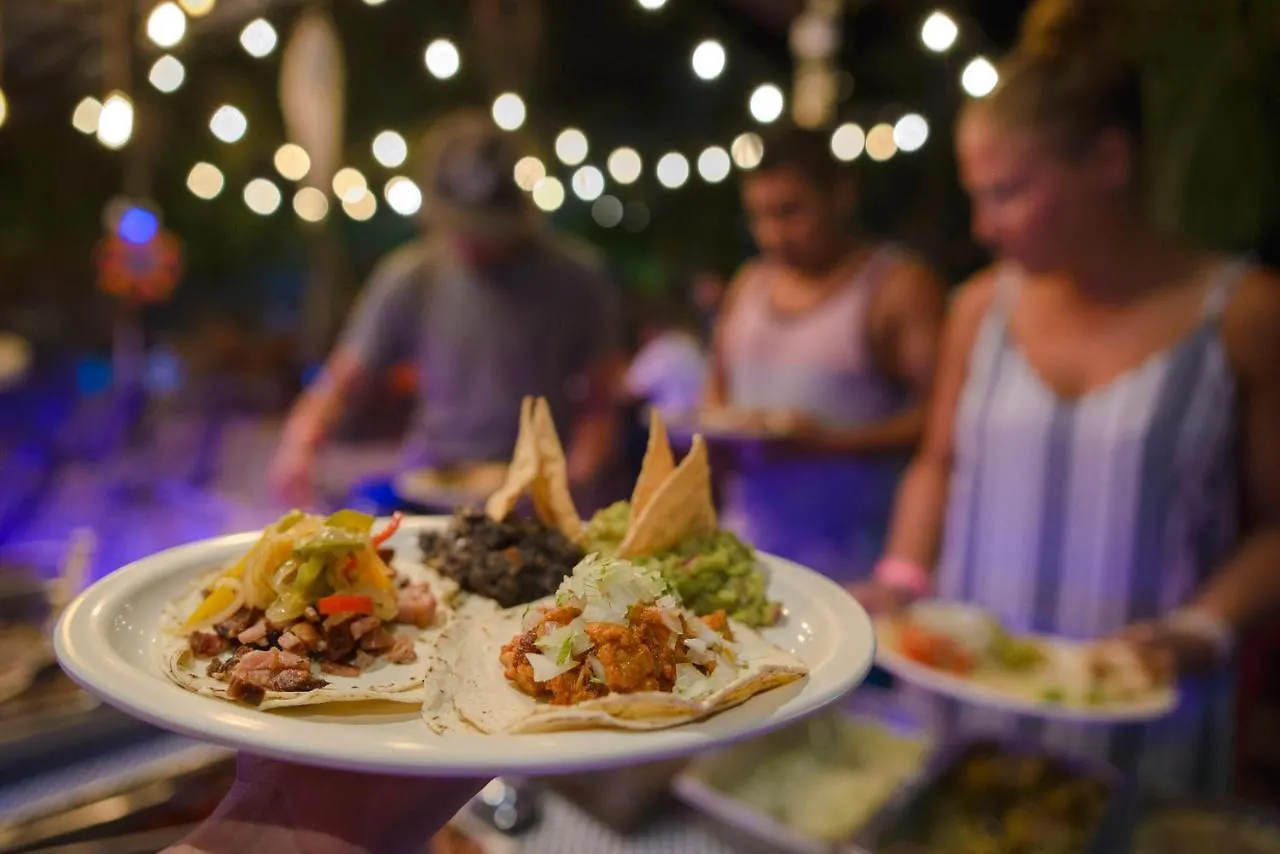 Che Holbox Hostel & Bar Adults Only